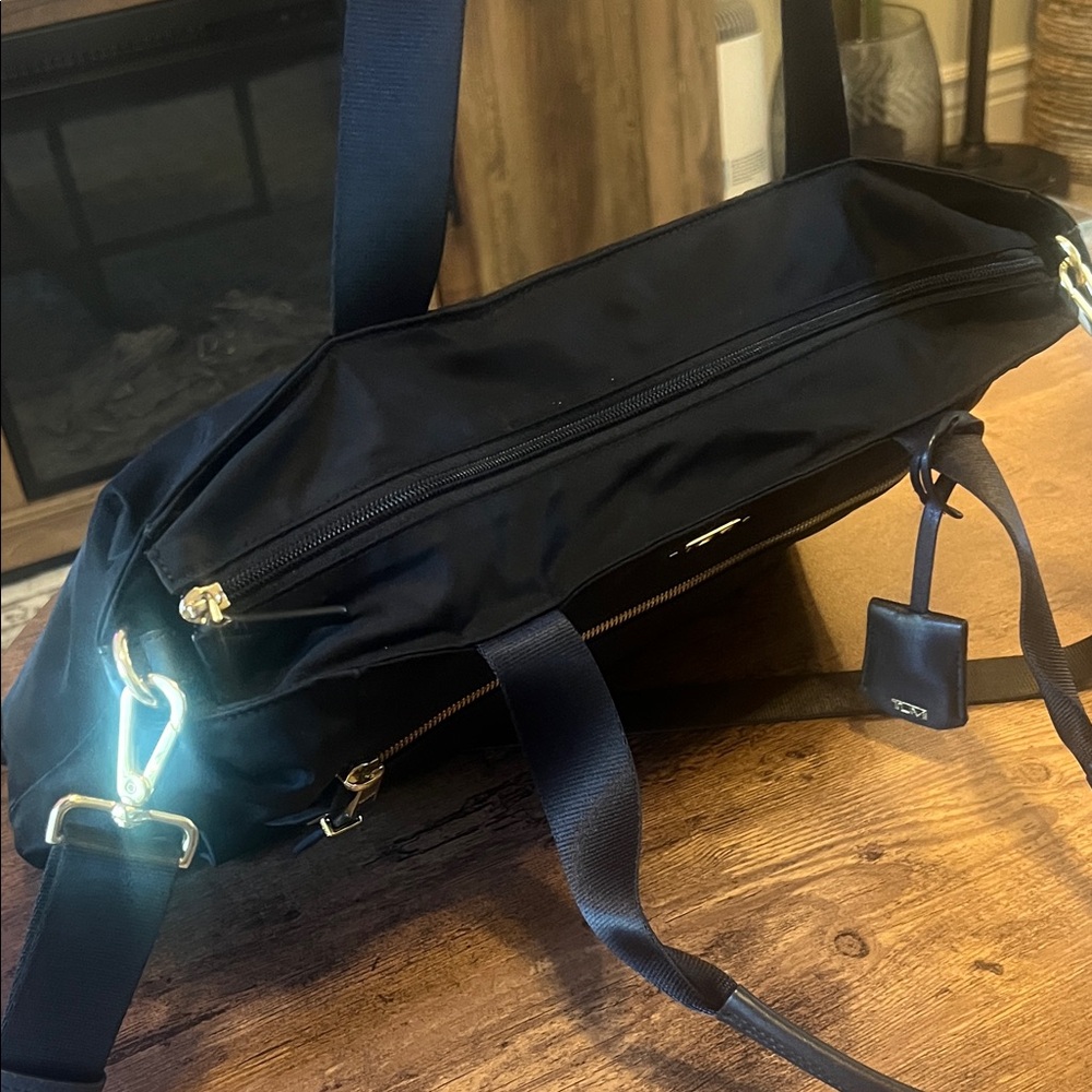 Tumi Black Nylon Travel Bag - Picture 3 of 10